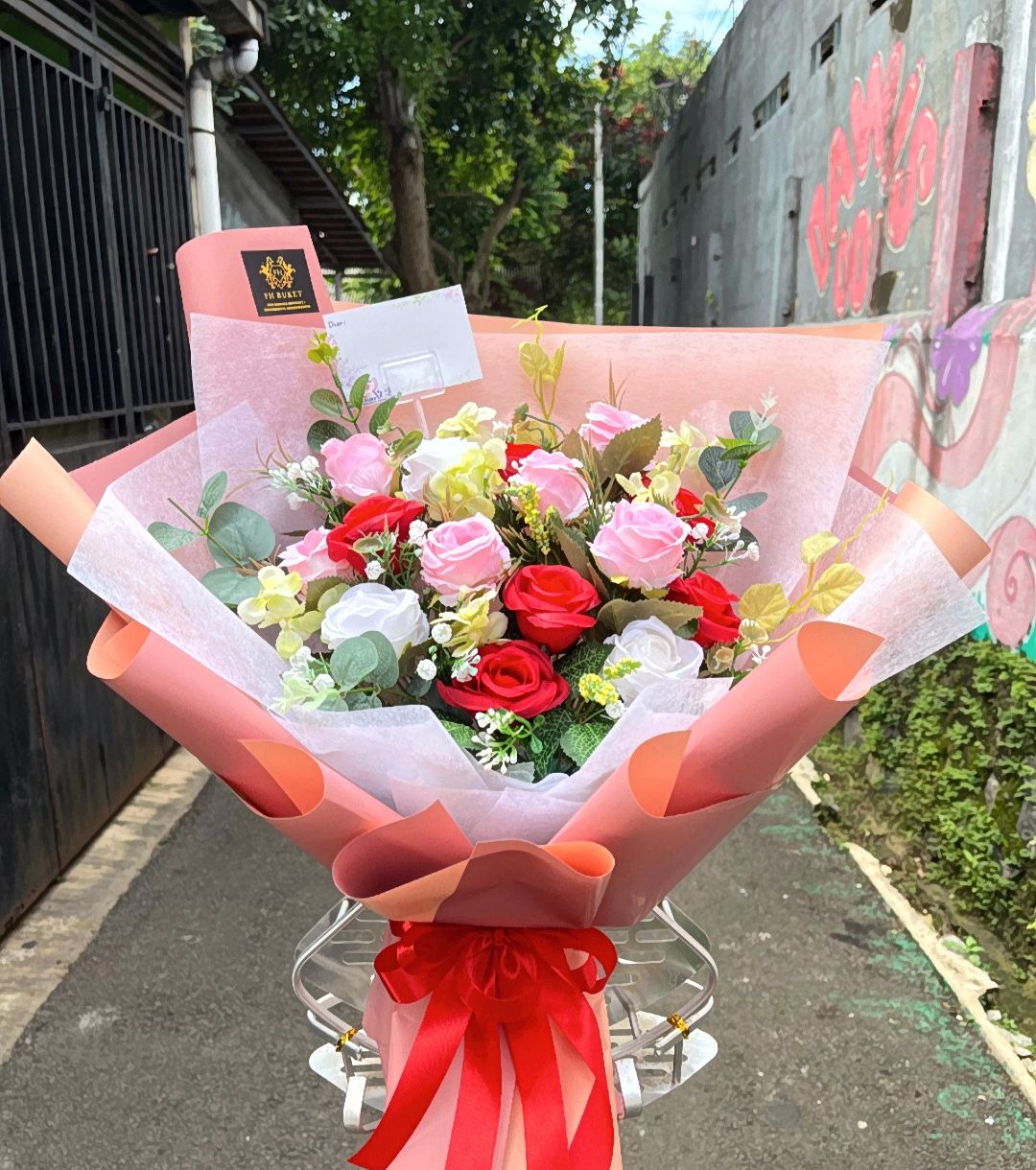 Sweet Pink & Red Roses Bouquet